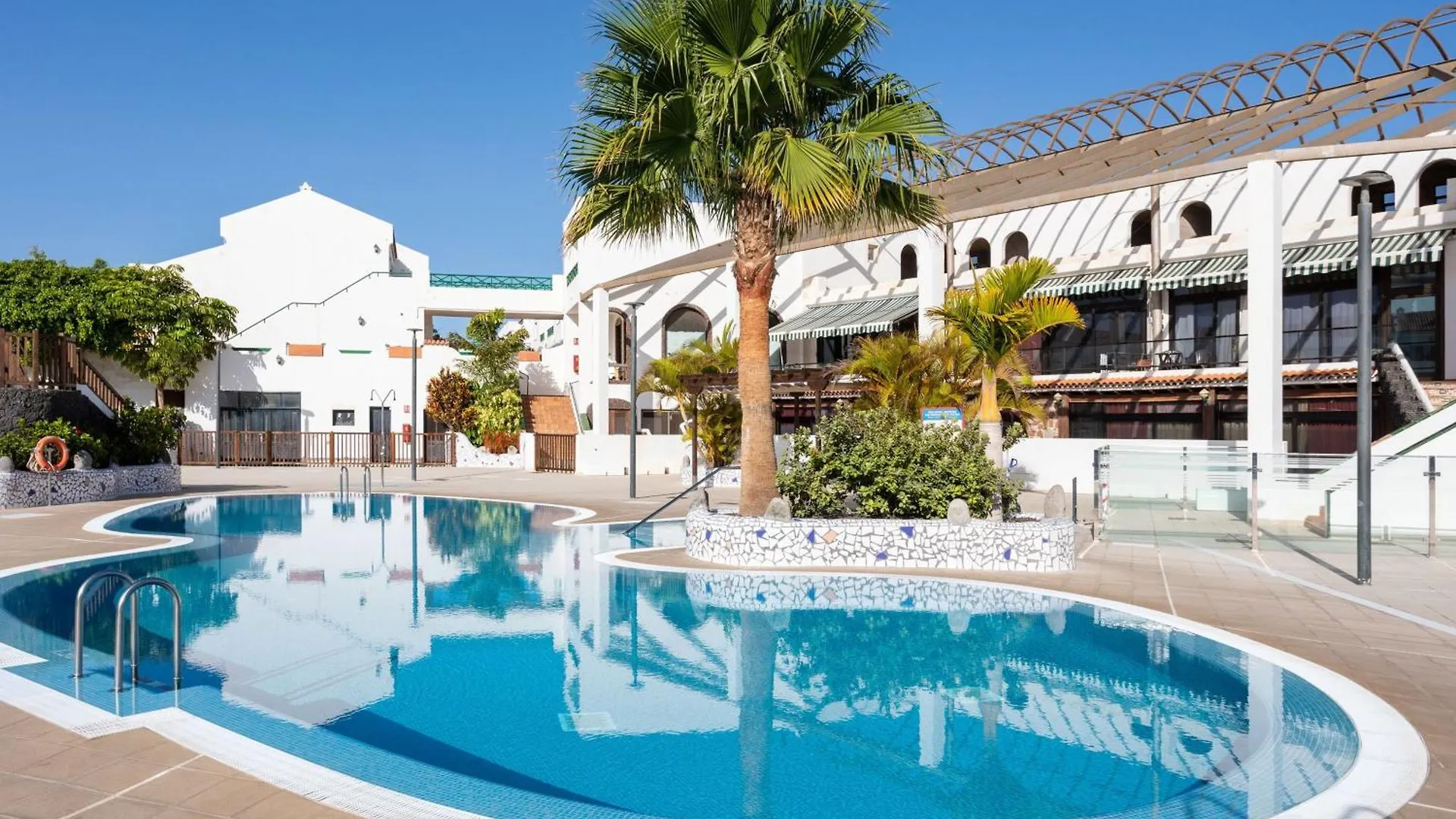 Live Don Jose Two Hundred And Five With Huge Pool And Teracce Apartment Arona  Arona (Tenerife)