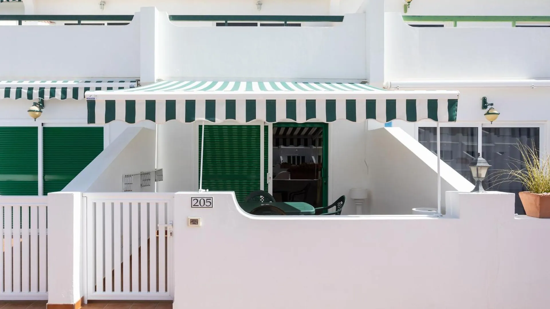 Live Don Jose Two Hundred And Five With Huge Pool And Teracce Apartment Arona  Spain